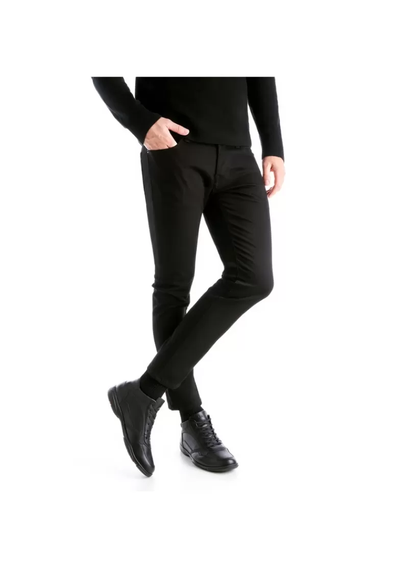 Discount LLOYD BARNARD Schwarz